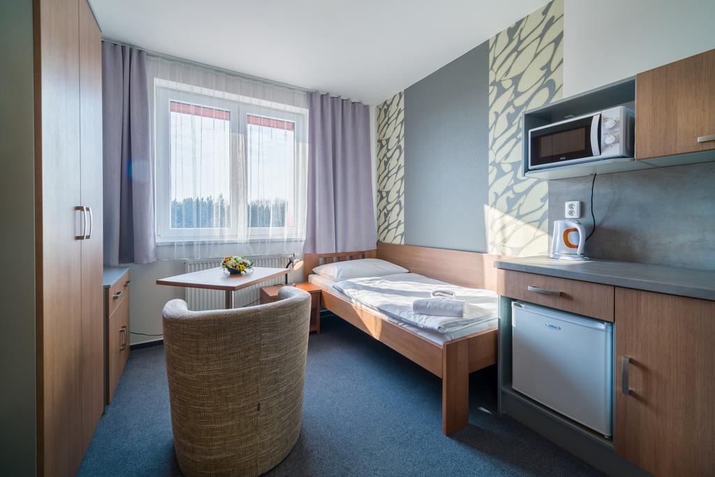 Garni Hotel เชบอนย์ ห้อง รูปภาพ
