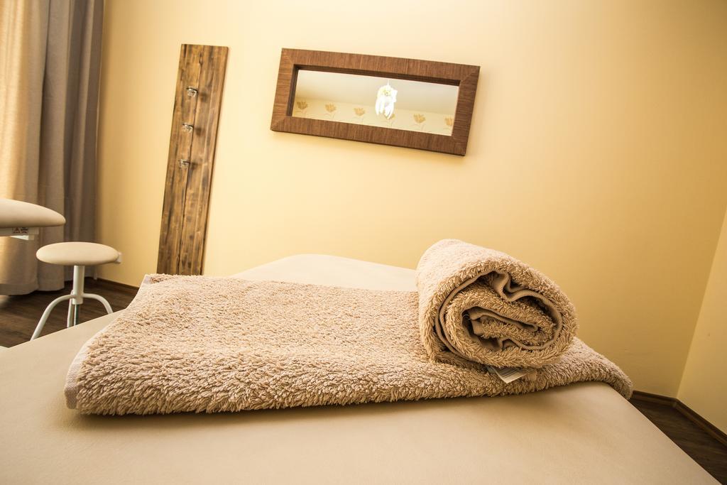Garni Hotel เชบอนย์ ภายนอก รูปภาพ