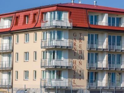 Garni Hotel เชบอนย์ ภายนอก รูปภาพ